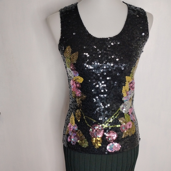 SEQUINED KNIT TOP - Picture 10 of 10